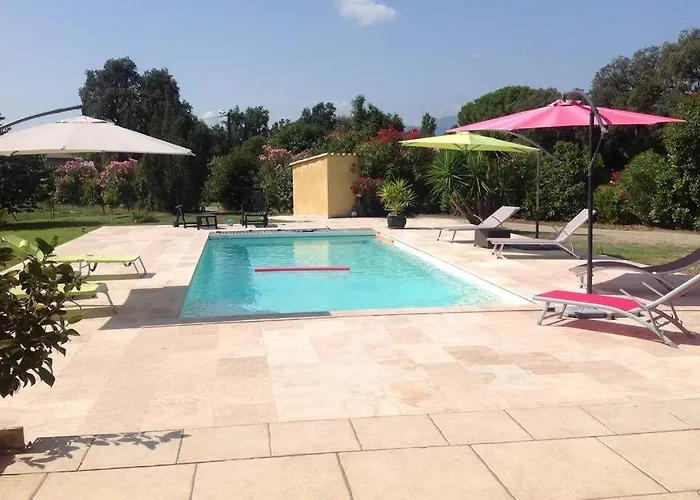 Spacieuse Avec Acces Piscine Διαμέρισμα Ghisonaccia